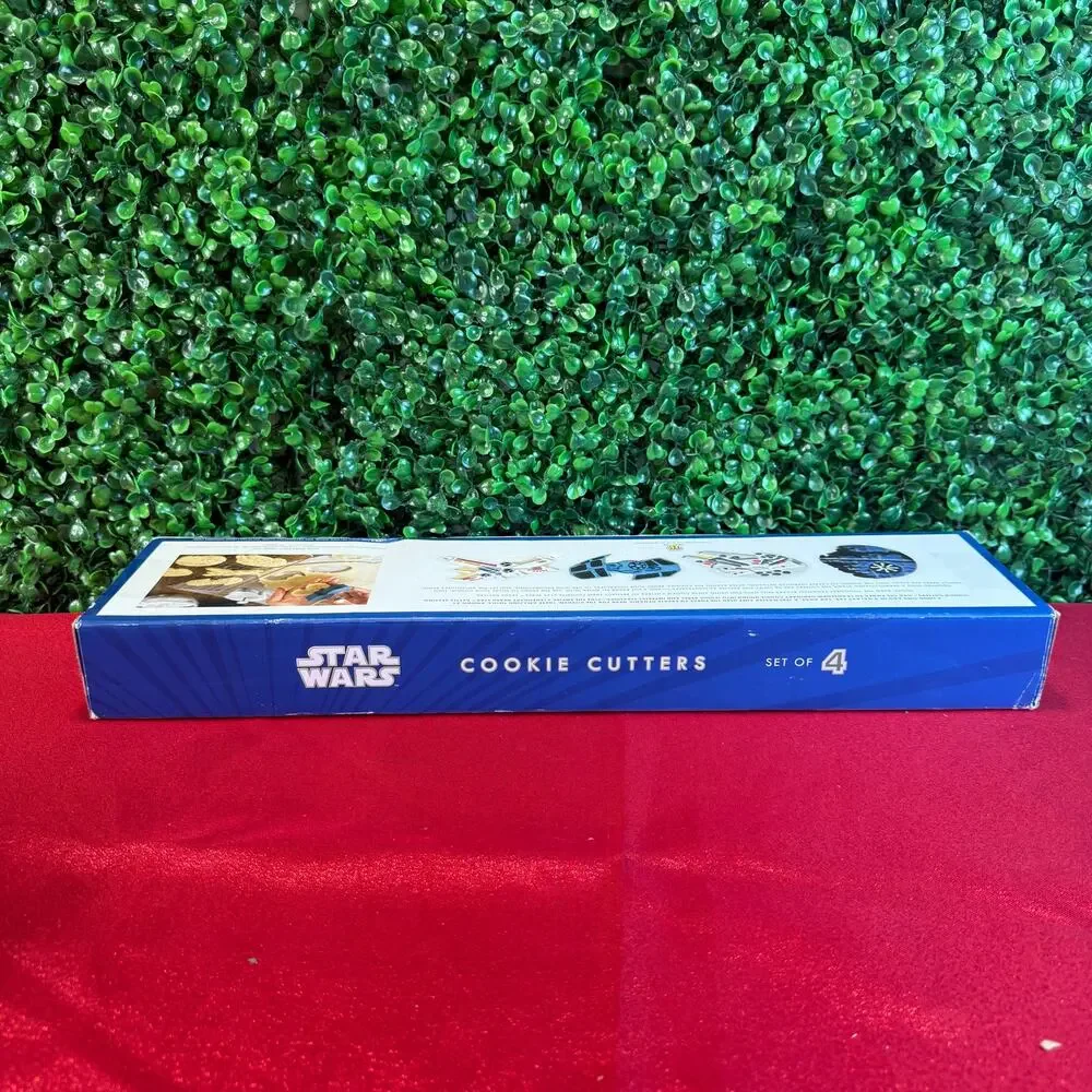Williams-Sonoma STAR WARS Cookie Cutters Set of 4 DEATH STAR MILLENNIUM FALCON